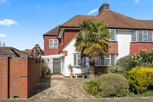 Photo 1- click for photo gallery